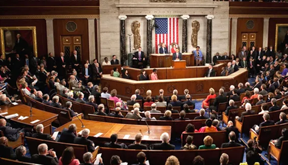 Senate में शटडाउन खत्म करने की दिशा में बड़ी प्रगति, लेकिन डेमोक्रेट्स के भीतर गहरा विभाजन