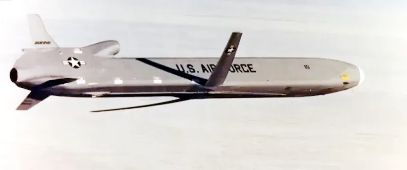 Endgame Bomber: ट्रंप का गुप्त न्यूक्लियर हथियार हो गया उजागर, रूस-चीन के लिए चेतावनी