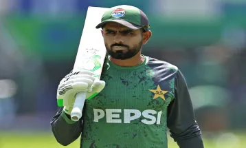 Babar ने विराट के एक रिकार्ड की बराबरी की