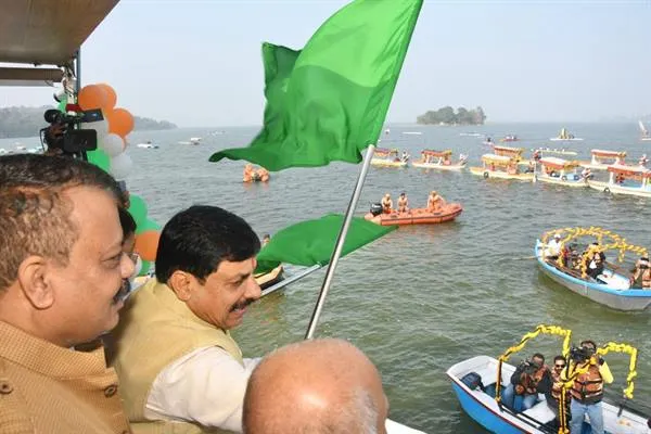 प्रदेश में जल-पर्यटन का केंद्र बनेगी शिकारा सेवा :  CM Dr. Yadav