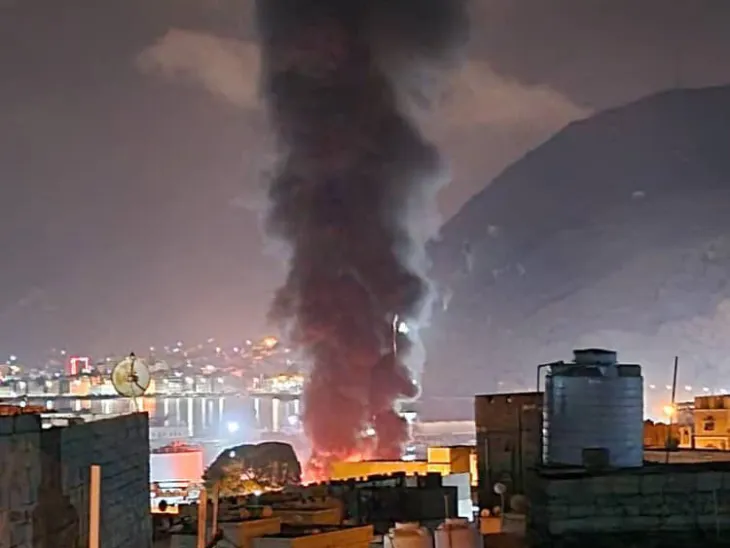 यमन में गहराता गृहयुद्ध: Saudi Arabia की एयरस्ट्राइक में 20 लोगों की मौत, यूएई का फूटा गुस्सा