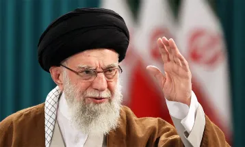 Khamenei ने ट्रंप पर किया तीखा प्रहार कहा- अहंकार ही ट्रंप के पतन का कारण बनेगा