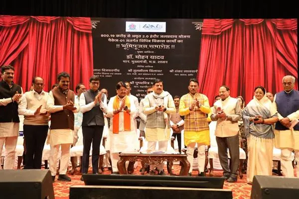 इंदौर की पहचान उसकी संघर्षशील जनता, अदम्य हौसलों और विकासशील सोच से है : CM Dr. Yadav