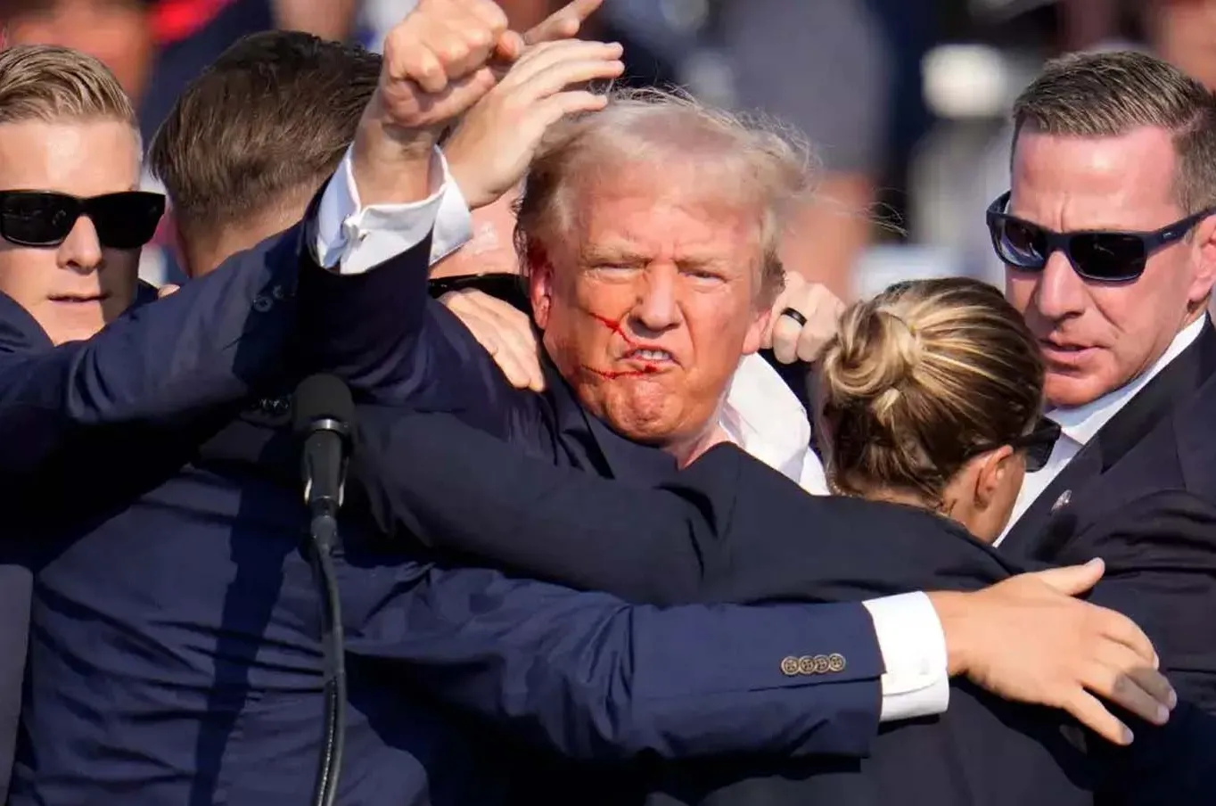 तनाव के बीच President Trump को पुरानी तस्वीरें दिखाईं कहा- इस बार गोली निशाने से नहीं चूकेगी