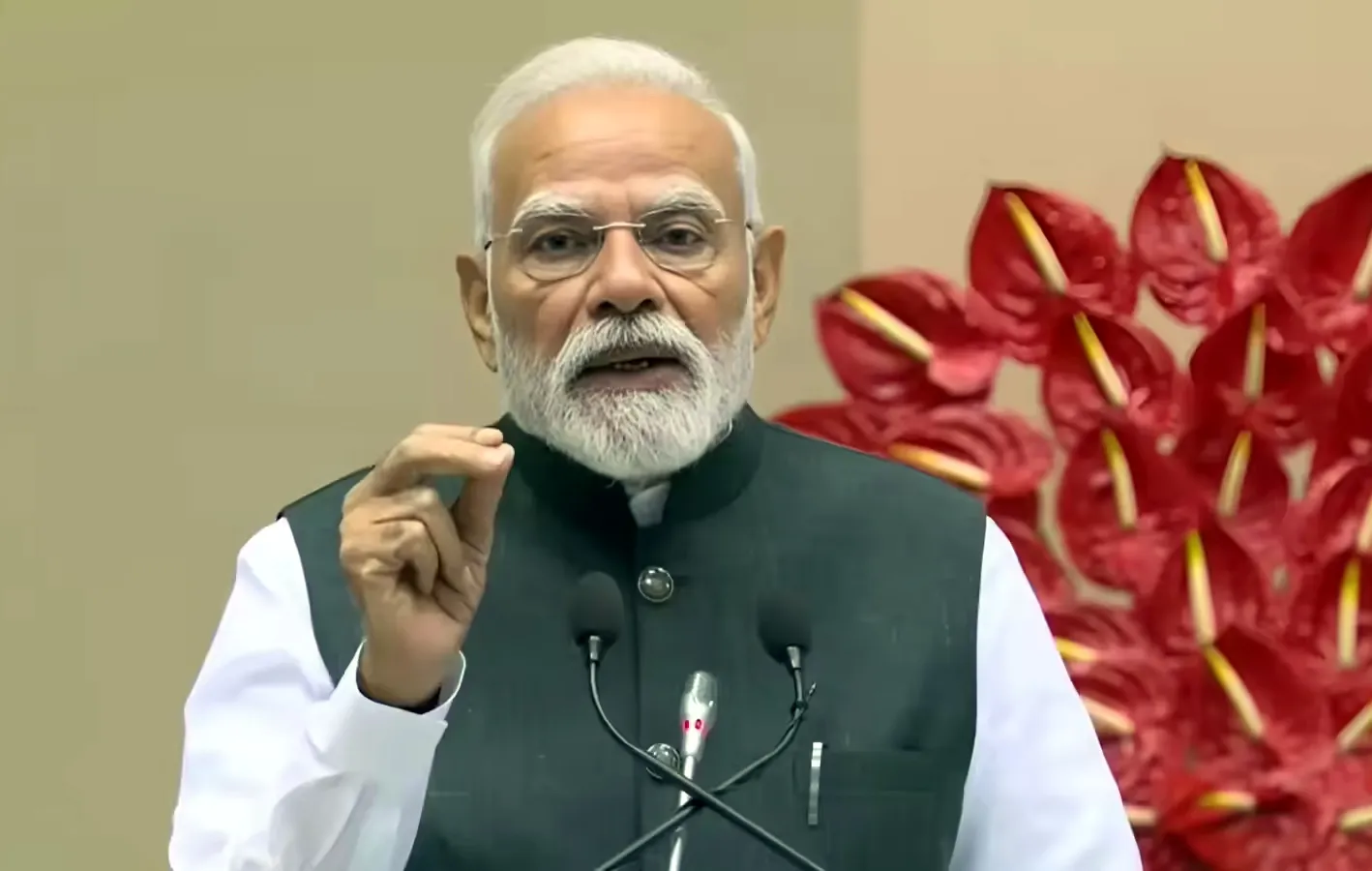 दशकों से लंबित मुद्दा हल, यह समझौता लोगों के लिए समृद्धि के नए रास्ते खोलेगा: PM Modi