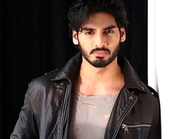 Ahan संगीत से करते हैं शूटिंग से पहले की घबराहट पर काबू