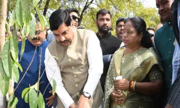 पं. दीनदयाल उपाध्याय एकात्म मानववाद और अंत्योदय के प्रणेता और समर्थ भारत निर्माण के चिंतक थे : CM Dr. Yadav