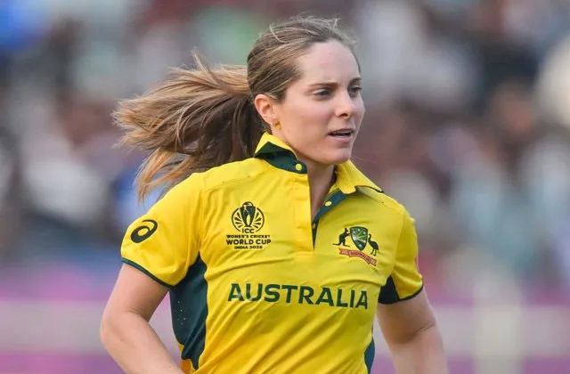 ऑस्ट्रेलियाई captain Sophie Molineux पीठ की चोट से बाहर