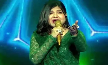 संगीत की गहराई से जुड़ा हुआ था Alka Yagnik का परिवार