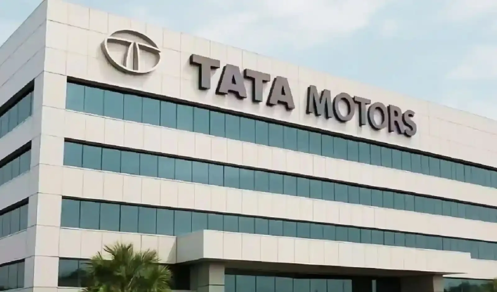 Tata Motors कई महत्वपूर्ण वाहन लॉन्च करने की तैयारी में