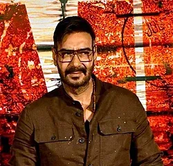 Ajay Devgn की पांच बड़ी फ़िल्में कतार में, मचेगा धमाल!