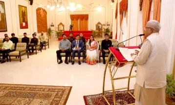 प्रकृति और स्थानीय जीवन के कल्याण प्रयासों में ही सेवा की सार्थकता : Governor Shri Patel