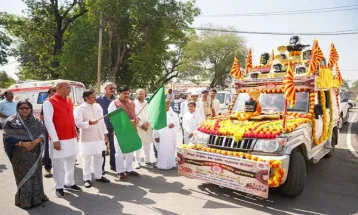 पारिवारिक संस्कृति व प्रेम, शांति, सद्भावना रथ को CM Dr. Yadav ने दिखाई हरी झण्डी