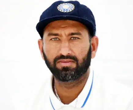 वैभव टेस्ट क्रिकेट खेलने का भी प्रयास करें : Pujara