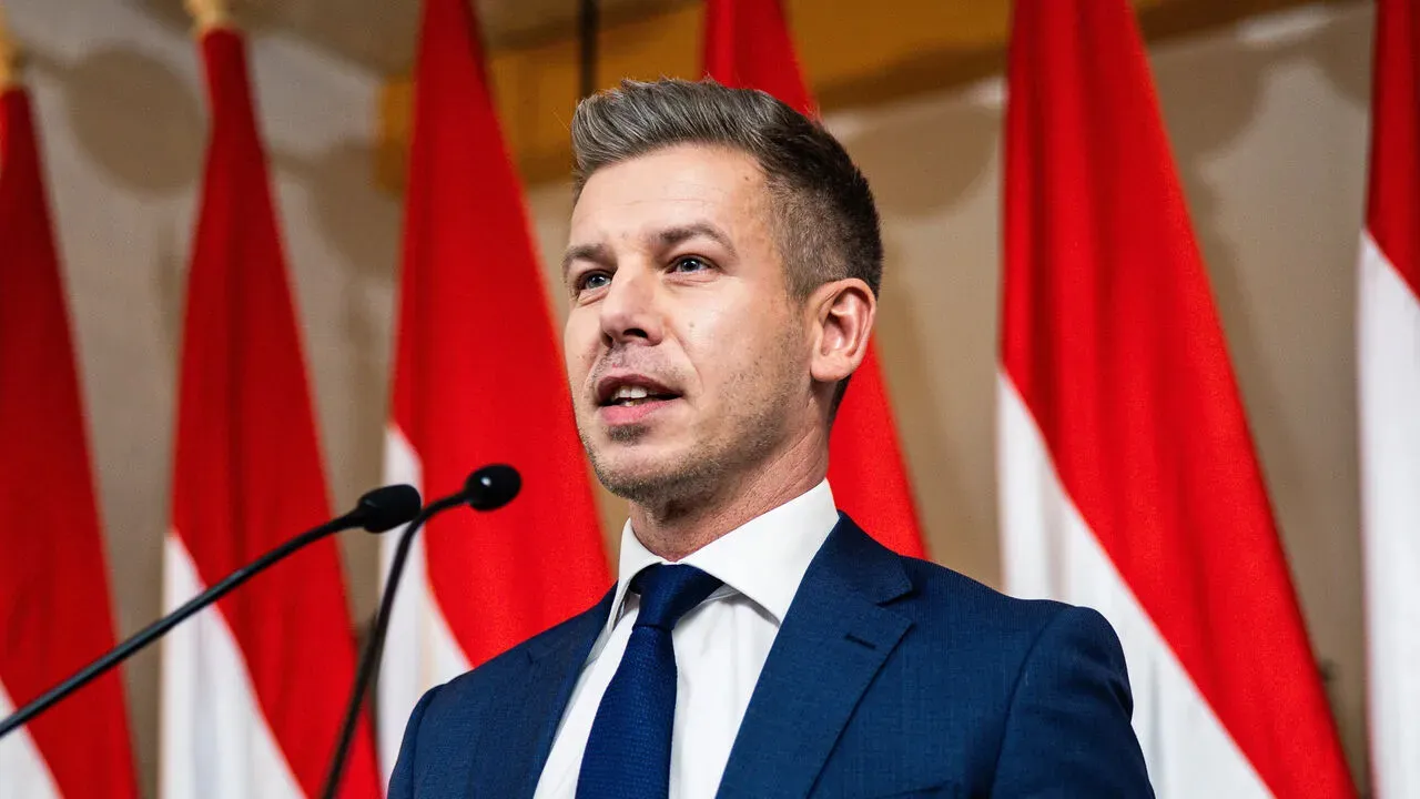 Hungary में पीटर मग्यार ने ली नए पीएम की शपथ
