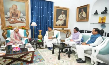 CM Dr. Yadav ने राज्यपाल श्रीमती आनंदीबेन पटेल से की भेंट