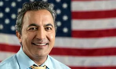 ट्रंप प्रशासन की नई ग्रीन कार्ड नीति पर बरसे सांसद Ami Bera