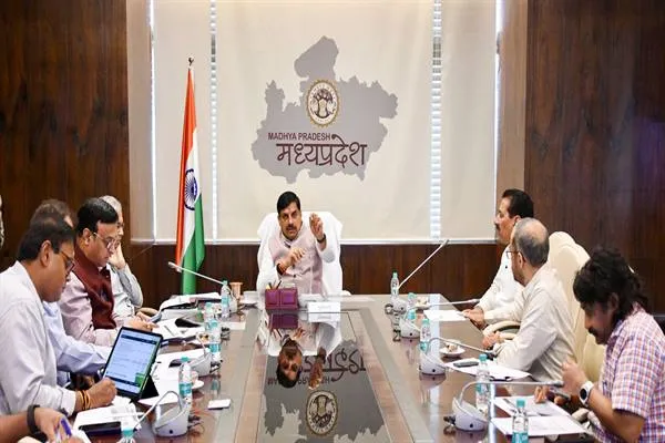 किसानों से सीधे संवाद के लिए राजधानी से लेकर मैदानी स्तर तक किये जाएँ कार्यक्रम आयोजित : CM Dr. Yadav