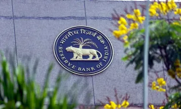 RBI की एफसीएनआर (बी) योजना ने खींचा अनिवासी भारतीयों का ध्यान