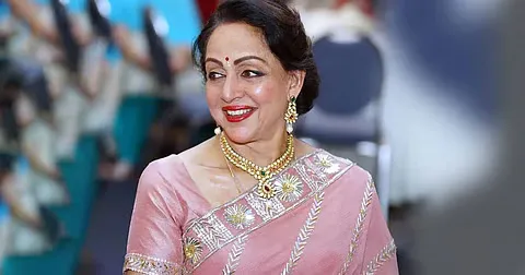 Hema Malini को फिल्मों से पहले ही मिल गई थी ड्रीम गर्ल पहचान