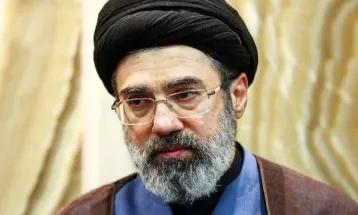 ईरानी सुप्रीम लीडर Mojtaba Khamenei की हालत नाजुक? मौत की अटकलें हुई तेज