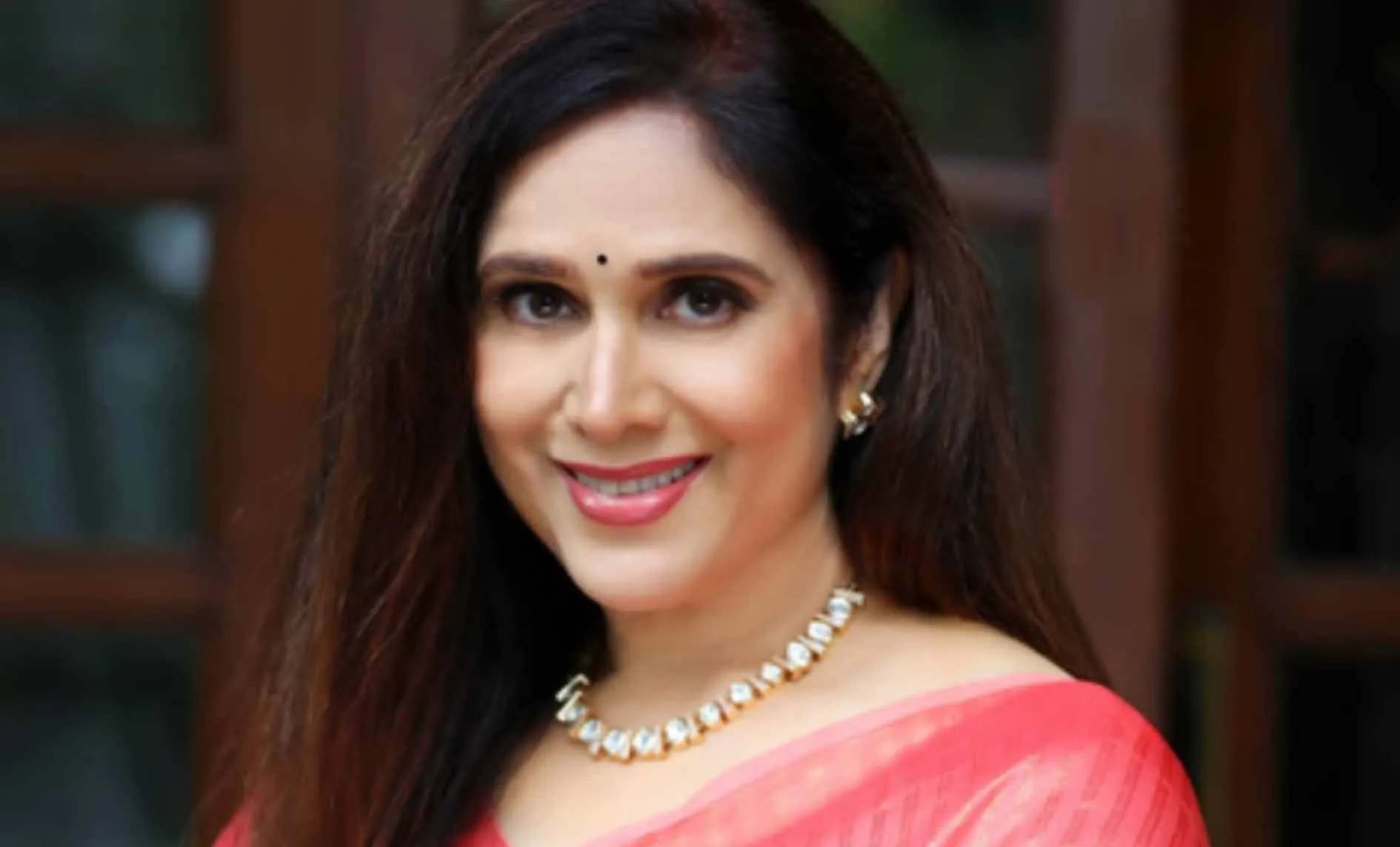 Meenakshi  ने पोस्ट किया गाना बहुत जताते हो, चाह हमसे, यादें हुईं ताजा