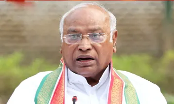 चोर दरवाजे से जारी है Reservation खत्म करने की साजिश
