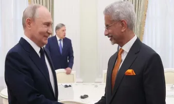 मास्को में Jaishankar ने की पुतिन से मुलाकात, द्विपक्षीय और वैश्विक घटनाक्रमों पर की चर्चा