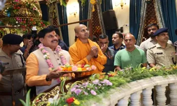 भगवान श्रीकृष्ण ने कष्टों के बीच रहकर भी जीवन को सार्थक बनाने की दी सीख : CM Dr. Mohan yadav