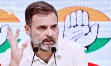 सवाल पूछने पर दिमागी नक्सल और नाराज़ फूफा जैसे अपमानजनक लेबल लगते हैं, PM Modi की दिमागी नक्सलियों वाले भाषण पर राहुल गांधी ने बोला तीखा हमला