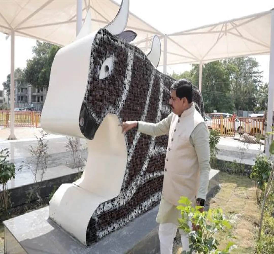 आशीर्वाद का दीया आयोजन के तहत उपयोग किए गए दीयों से बनी नंदी की भव्य आकृति, CM ने की सराहना