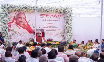 CM Dr. Yadav ने स्व. तेजकुंवरबाई काश्यप को पुष्पांजलि अर्पित कर शोक संवेदनाएं व्यक्त कीं