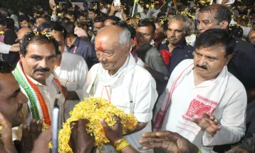 राजगढ़ में पूर्व मुख्यमंत्री Digvijaya Singh की सत्य सनातन स्वाभिमान यात्रा का ऐतिहासिक स्वागत, आज कालीपीठ की ओर बढ़ेगी पदयात्रा